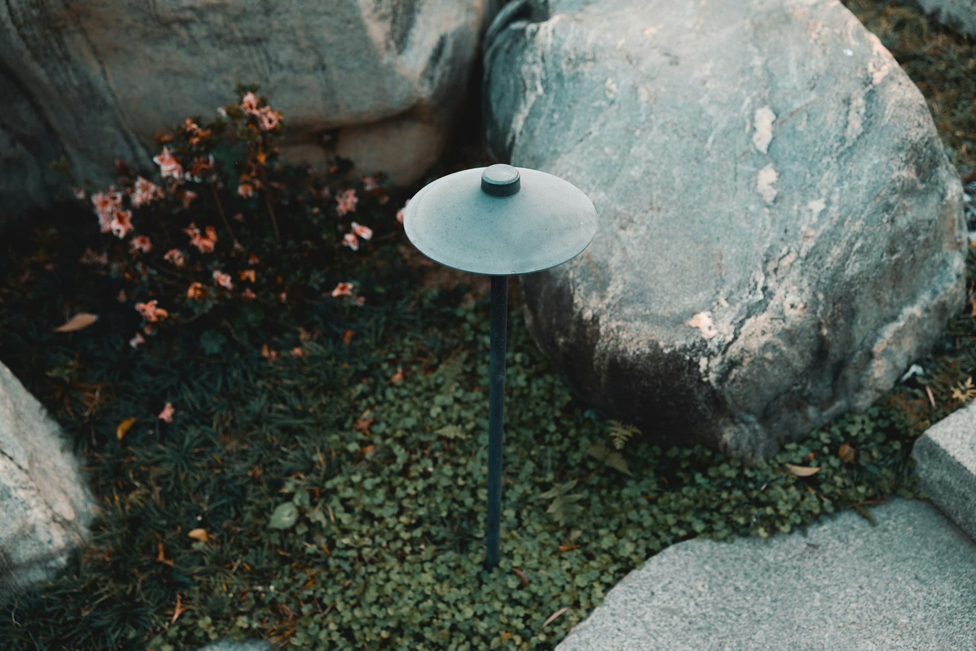 Path & Step Lights — view 3